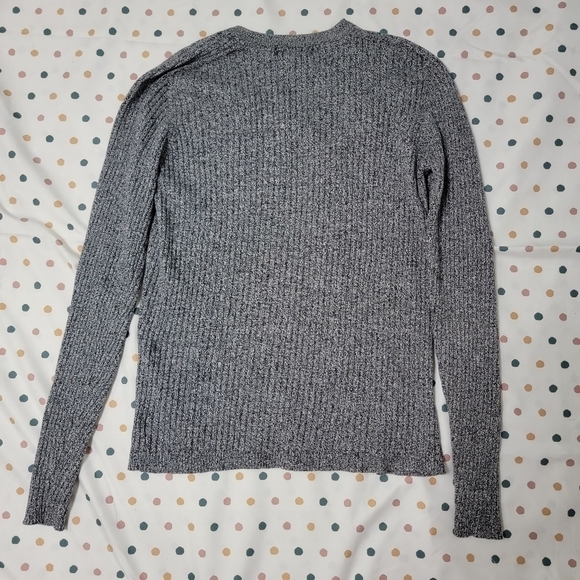 Vintage Le Chateau Ribbed Gray V-Neck Shirt - Picture 7 of 9